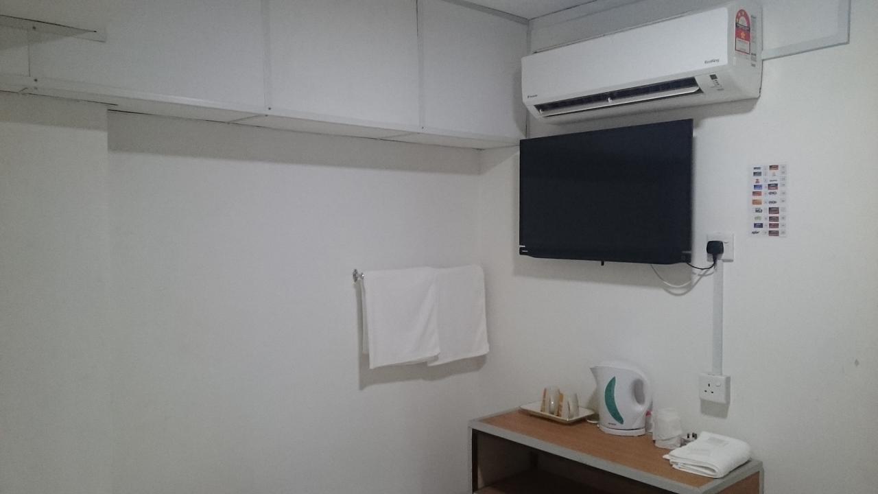Axis Hotel Taiping Bagian luar foto
